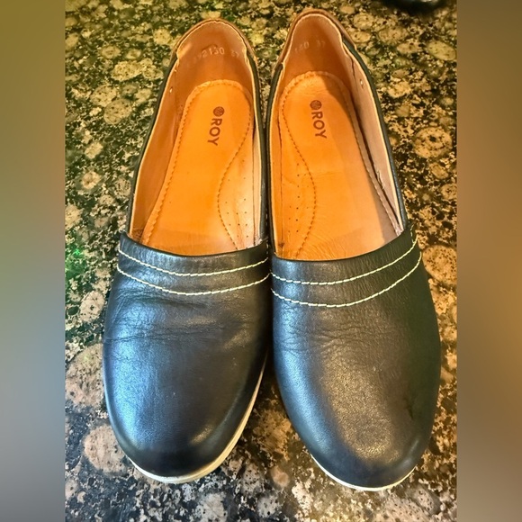ROY ladies slip on leather loafers euro 37 US 6 1/2 very good condition - Picture 10 of 14